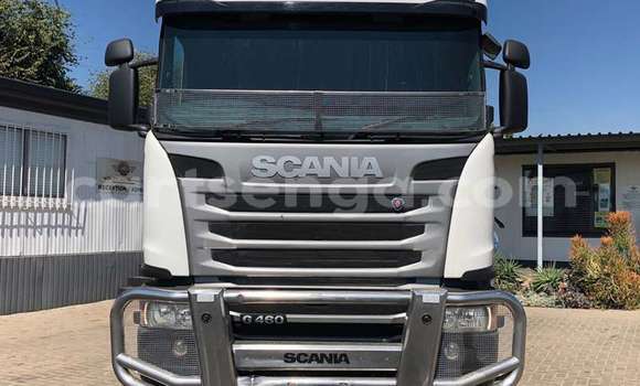 Buy Used Scion xD White Car in Ezulwini in Hhohho Buy Used Scion xD White Car in Ezulwini in Hhohho