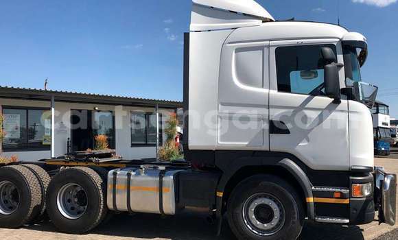 Buy Used Scion xD White Car in Ezulwini in Hhohho Buy Used Scion xD White Car in Ezulwini in Hhohho