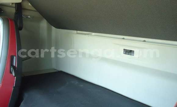 Nunua Ilio tumika Volvo 440 White Gari ndani ya Ezulwini nchini Hhohho Nunua Ilio tumika Volvo 440 White Gari ndani ya Ezulwini nchini Hhohho