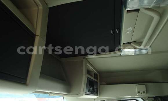 Nunua Ilio tumika Volvo 440 White Gari ndani ya Ezulwini nchini Hhohho Nunua Ilio tumika Volvo 440 White Gari ndani ya Ezulwini nchini Hhohho