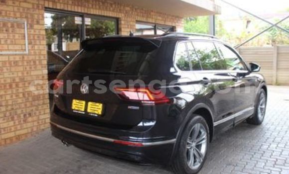 Nunua Ilio tumika Volkswagen Tiguan Black Gari ndani ya Ezulwini nchini Hhohho Nunua Ilio tumika Volkswagen Tiguan Black Gari ndani ya Ezulwini nchini Hhohho