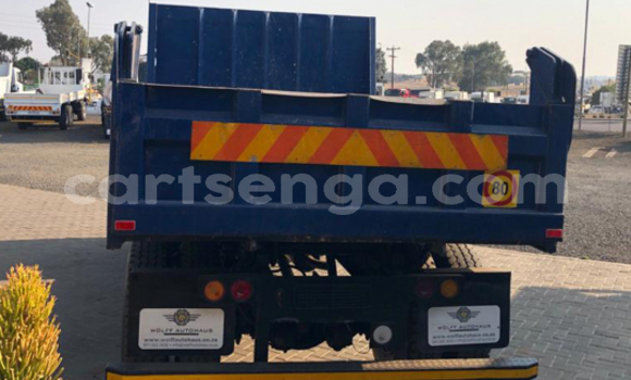 Acheter Occasion Voiture Nissan Urvan Bleu à Ezulwini, Hhohho Acheter Occasion Voiture Nissan Urvan Bleu à Ezulwini, Hhohho