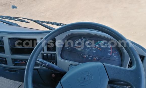 Buy Used Nissan Urvan White Car in Ezulwini in Hhohho Buy Used Nissan Urvan White Car in Ezulwini in Hhohho