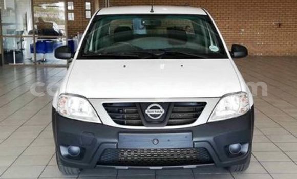 Nunua Ilio tumika Nissan NV200 White Gari ndani ya Ezulwini nchini Hhohho Nunua Ilio tumika Nissan NV200 White Gari ndani ya Ezulwini nchini Hhohho