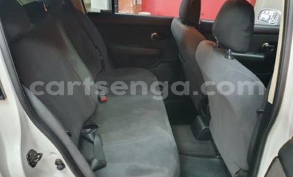 Nunua Ilio tumika Nissan Tiida White Gari ndani ya Ezulwini nchini Hhohho Nunua Ilio tumika Nissan Tiida White Gari ndani ya Ezulwini nchini Hhohho