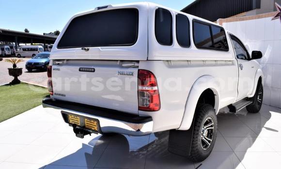 Acheter Occasion Voiture Toyota Hilux Blanc à Big Bend, Lubombo District Acheter Occasion Voiture Toyota Hilux Blanc à Big Bend, Lubombo District