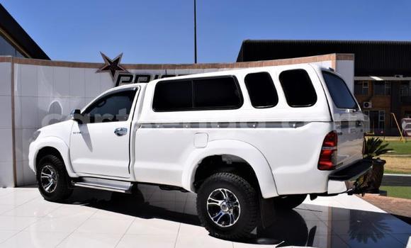 Acheter Occasion Voiture Toyota Hilux Blanc à Big Bend, Lubombo District Acheter Occasion Voiture Toyota Hilux Blanc à Big Bend, Lubombo District