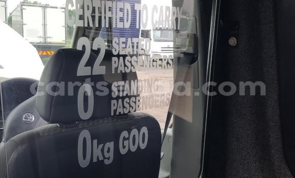 Nunua Ilio tumika Volkswagen EuroVan White Gari ndani ya Mbabane nchini Manzini Nunua Ilio tumika Volkswagen EuroVan White Gari ndani ya Mbabane nchini Manzini