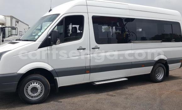 Nunua Ilio tumika Volkswagen EuroVan White Gari ndani ya Mbabane nchini Manzini Nunua Ilio tumika Volkswagen EuroVan White Gari ndani ya Mbabane nchini Manzini