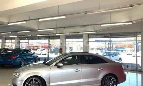 Nunua Ilio tumika Audi A3 Silver Gari ndani ya Big Bend nchini Wilaya ya Lubombo Nunua Ilio tumika Audi A3 Silver Gari ndani ya Big Bend nchini Wilaya ya Lubombo