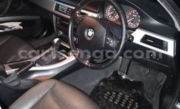 Nunua Ilio tumika BMW 3–Series Black Gari ndani ya Ezulwini nchini Hhohho Nunua Ilio tumika BMW 3–Series Black Gari ndani ya Ezulwini nchini Hhohho