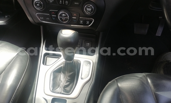 Buy Used Jeep Cherokee Silver Car in Ezulwini in Hhohho Buy Used Jeep Cherokee Silver Car in Ezulwini in Hhohho