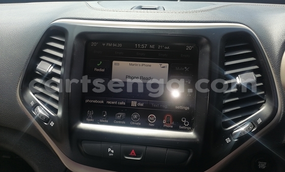 Buy Used Jeep Cherokee Silver Car in Ezulwini in Hhohho Buy Used Jeep Cherokee Silver Car in Ezulwini in Hhohho