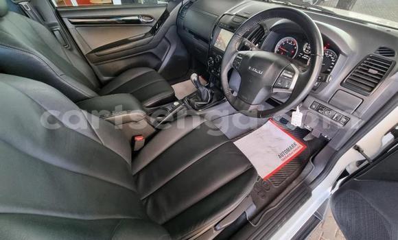 Acheter Occasion Voiture Isuzu D–MAX Blanc à Ezulwini, Hhohho Acheter Occasion Voiture Isuzu D–MAX Blanc à Ezulwini, Hhohho