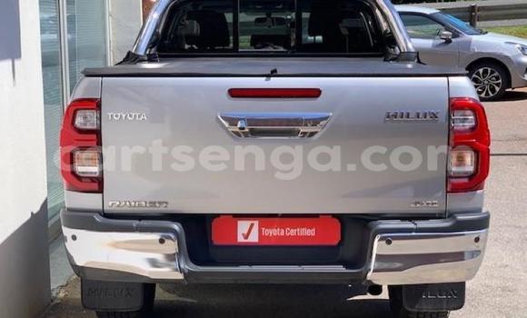Buy Used Toyota Hilux Silver Car in Ezulwini in Hhohho Buy Used Toyota Hilux Silver Car in Ezulwini in Hhohho