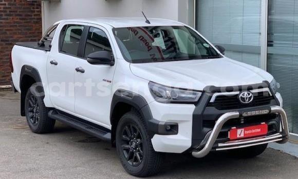 Medium with watermark toyota hilux hhohho ezulwini 26544