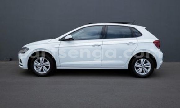 Buy Used Volkswagen Polo White Car in Bhunya in Manzini Buy Used Volkswagen Polo White Car in Bhunya in Manzini