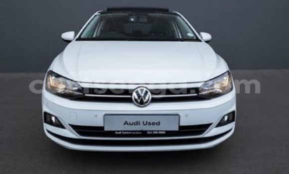 Buy Used Volkswagen Polo White Car in Bhunya in Manzini Buy Used Volkswagen Polo White Car in Bhunya in Manzini