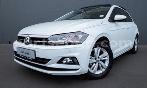 Buy Used Volkswagen Polo White Car in Bhunya in Manzini Buy Used Volkswagen Polo White Car in Bhunya in Manzini