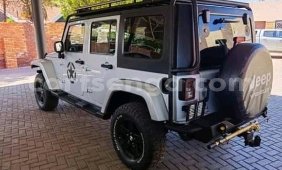 Nunua Ilio tumika Jeep Wrangler Silver Gari ndani ya Mbabane nchini Manzini Nunua Ilio tumika Jeep Wrangler Silver Gari ndani ya Mbabane nchini Manzini