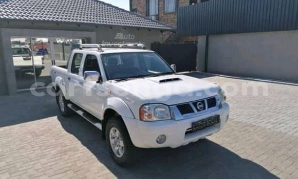 Nunua Ilio tumika Nissan Hardbody White Gari ndani ya Mbabane nchini Manzini Nunua Ilio tumika Nissan Hardbody White Gari ndani ya Mbabane nchini Manzini