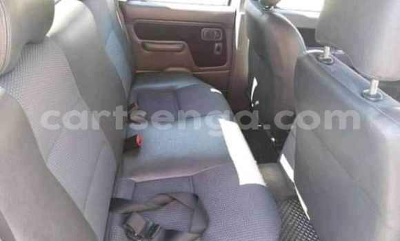 Nunua Ilio tumika Nissan Hardbody White Gari ndani ya Mbabane nchini Manzini Nunua Ilio tumika Nissan Hardbody White Gari ndani ya Mbabane nchini Manzini