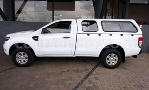 Nunua Ilio tumika Ford Ranger White Gari ndani ya Mbabane nchini Manzini Nunua Ilio tumika Ford Ranger White Gari ndani ya Mbabane nchini Manzini