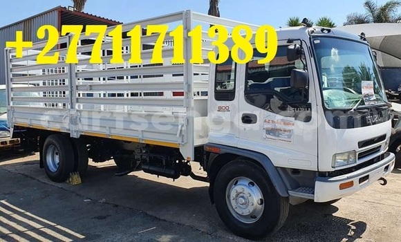 Acheter Occasion Utilitaire Isuzu FTR 850 Blanc à Mbabane, Manzini Acheter Occasion Utilitaire Isuzu FTR 850 Blanc à Mbabane, Manzini
