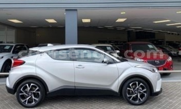 Buy Used Toyota C-HR Silver Car in Ezulwini in Hhohho Buy Used Toyota C-HR Silver Car in Ezulwini in Hhohho