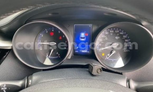 Buy Used Toyota C-HR Silver Car in Ezulwini in Hhohho Buy Used Toyota C-HR Silver Car in Ezulwini in Hhohho