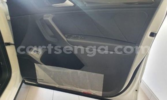 Buy Used Volkswagen Tiguan White Car in Ezulwini in Hhohho Buy Used Volkswagen Tiguan White Car in Ezulwini in Hhohho