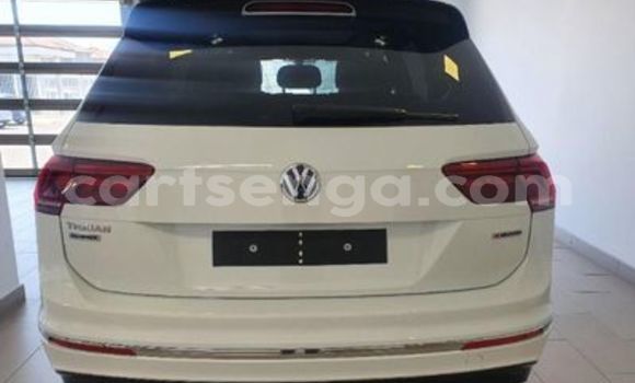 Buy Used Volkswagen Tiguan White Car in Ezulwini in Hhohho Buy Used Volkswagen Tiguan White Car in Ezulwini in Hhohho