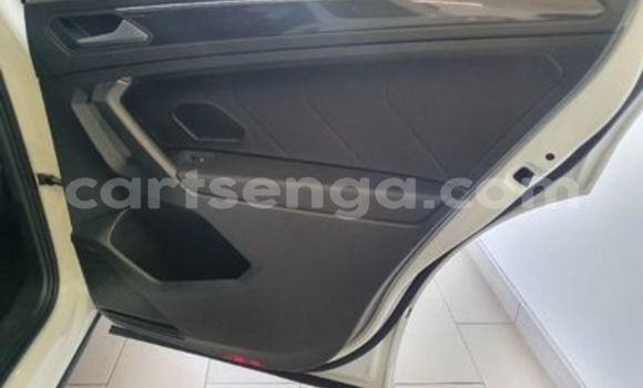 Buy Used Volkswagen Tiguan White Car in Ezulwini in Hhohho Buy Used Volkswagen Tiguan White Car in Ezulwini in Hhohho