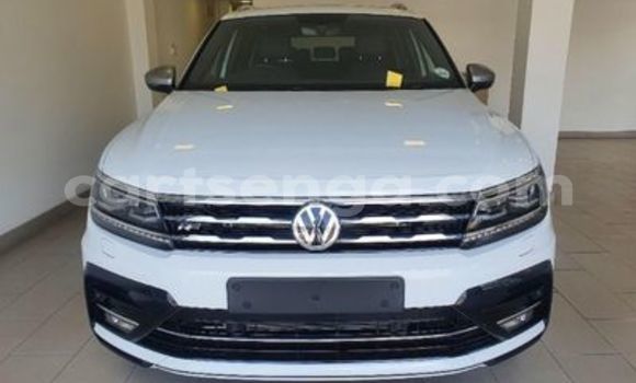 Buy Used Volkswagen Tiguan White Car in Ezulwini in Hhohho Buy Used Volkswagen Tiguan White Car in Ezulwini in Hhohho