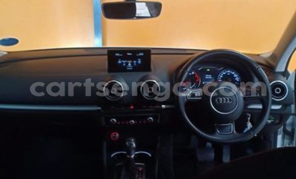 Nunua Ilio tumika Audi A3 White Gari ndani ya Ezulwini nchini Hhohho Nunua Ilio tumika Audi A3 White Gari ndani ya Ezulwini nchini Hhohho