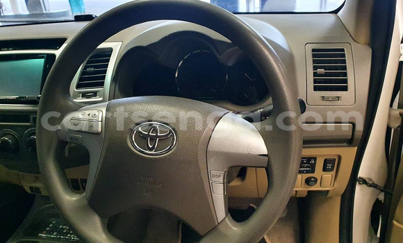 Buy Used Toyota Fortuner White Car in Ezulwini in Hhohho Buy Used Toyota Fortuner White Car in Ezulwini in Hhohho