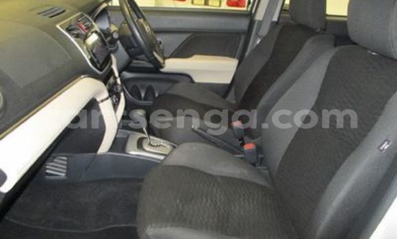 Acheter Occasion Voiture Toyota Rush Blanc à Ezulwini, Hhohho Acheter Occasion Voiture Toyota Rush Blanc à Ezulwini, Hhohho