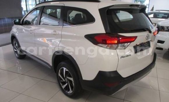 Acheter Occasion Voiture Toyota Rush Blanc à Ezulwini, Hhohho Acheter Occasion Voiture Toyota Rush Blanc à Ezulwini, Hhohho