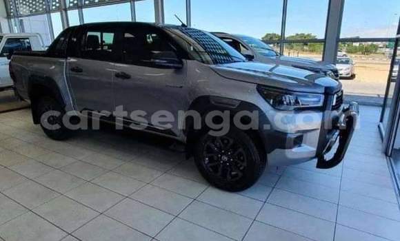Nunua Ilio tumika Toyota Hilux Silver Gari ndani ya Ezulwini nchini Hhohho Nunua Ilio tumika Toyota Hilux Silver Gari ndani ya Ezulwini nchini Hhohho
