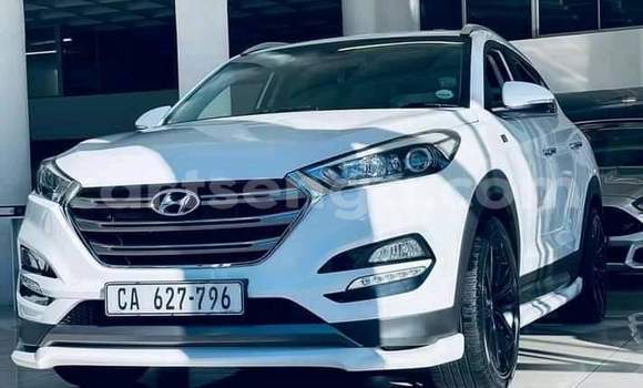 Buy Used Hyundai Tucson White Car in Ezulwini in Hhohho Buy Used Hyundai Tucson White Car in Ezulwini in Hhohho