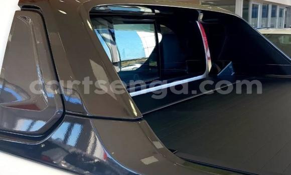 Buy Used Toyota Hilux Silver Car in Ezulwini in Hhohho Buy Used Toyota Hilux Silver Car in Ezulwini in Hhohho