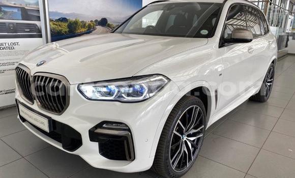 Nunua Ilio tumika BMW X5 M White Gari ndani ya Ezulwini nchini Hhohho