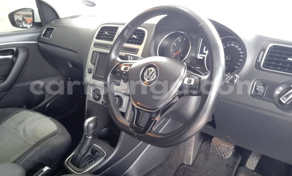 Buy Used Volkswagen Polo White Car in Ezulwini in Hhohho Buy Used Volkswagen Polo White Car in Ezulwini in Hhohho