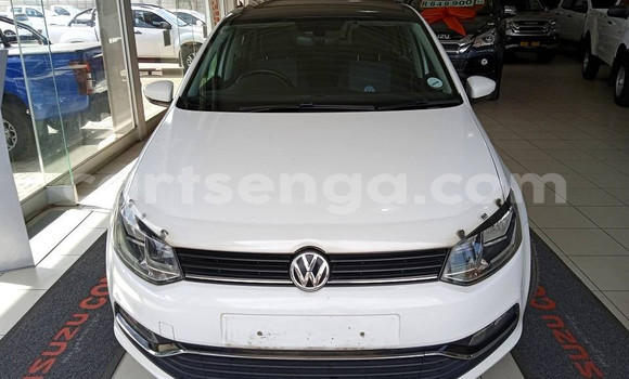 Buy Used Volkswagen Polo White Car in Ezulwini in Hhohho Buy Used Volkswagen Polo White Car in Ezulwini in Hhohho