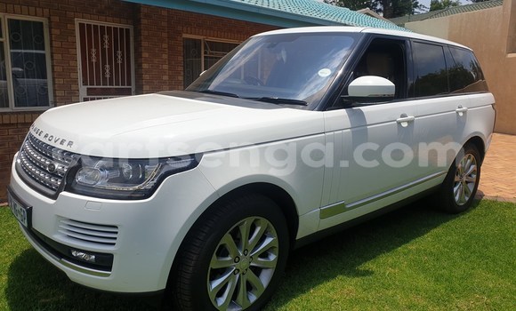 Nunua Ilio tumika Land Rover Range Rover White Gari ndani ya Mbabane nchini Manzini Nunua Ilio tumika Land Rover Range Rover White Gari ndani ya Mbabane nchini Manzini