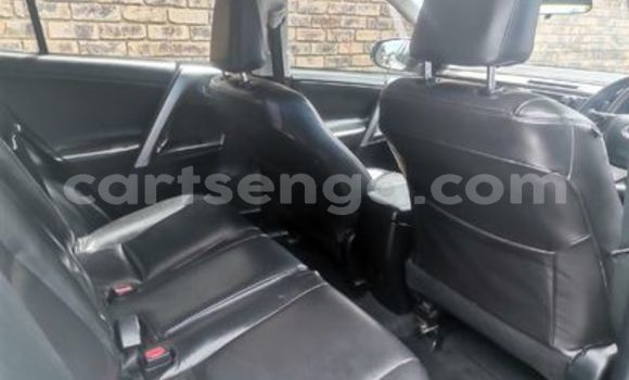 Acheter Occasion Voiture Toyota RAV4 Blanc à Ezulwini, Hhohho Acheter Occasion Voiture Toyota RAV4 Blanc à Ezulwini, Hhohho