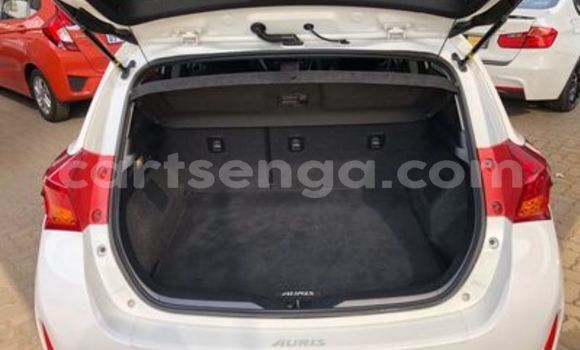 Acheter Occasion Voiture Toyota Auris Blanc à Ezulwini, Hhohho Acheter Occasion Voiture Toyota Auris Blanc à Ezulwini, Hhohho