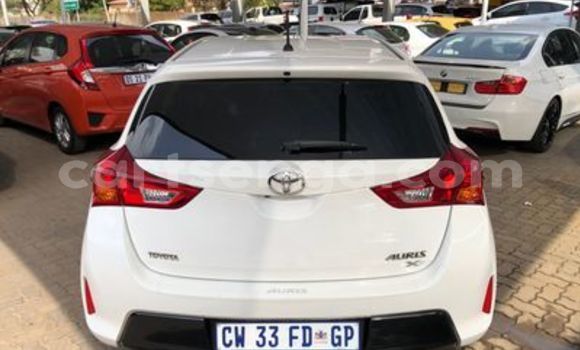 Acheter Occasion Voiture Toyota Auris Blanc à Ezulwini, Hhohho Acheter Occasion Voiture Toyota Auris Blanc à Ezulwini, Hhohho