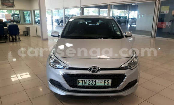 Acheter Occasion Voiture Hyundai i20 Gris à Ezulwini, Hhohho Acheter Occasion Voiture Hyundai i20 Gris à Ezulwini, Hhohho