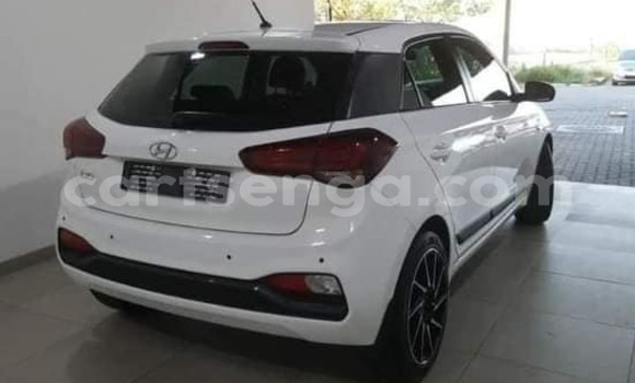 Buy Used Hyundai i20 White Car in Mbabane in Manzini Buy Used Hyundai i20 White Car in Mbabane in Manzini